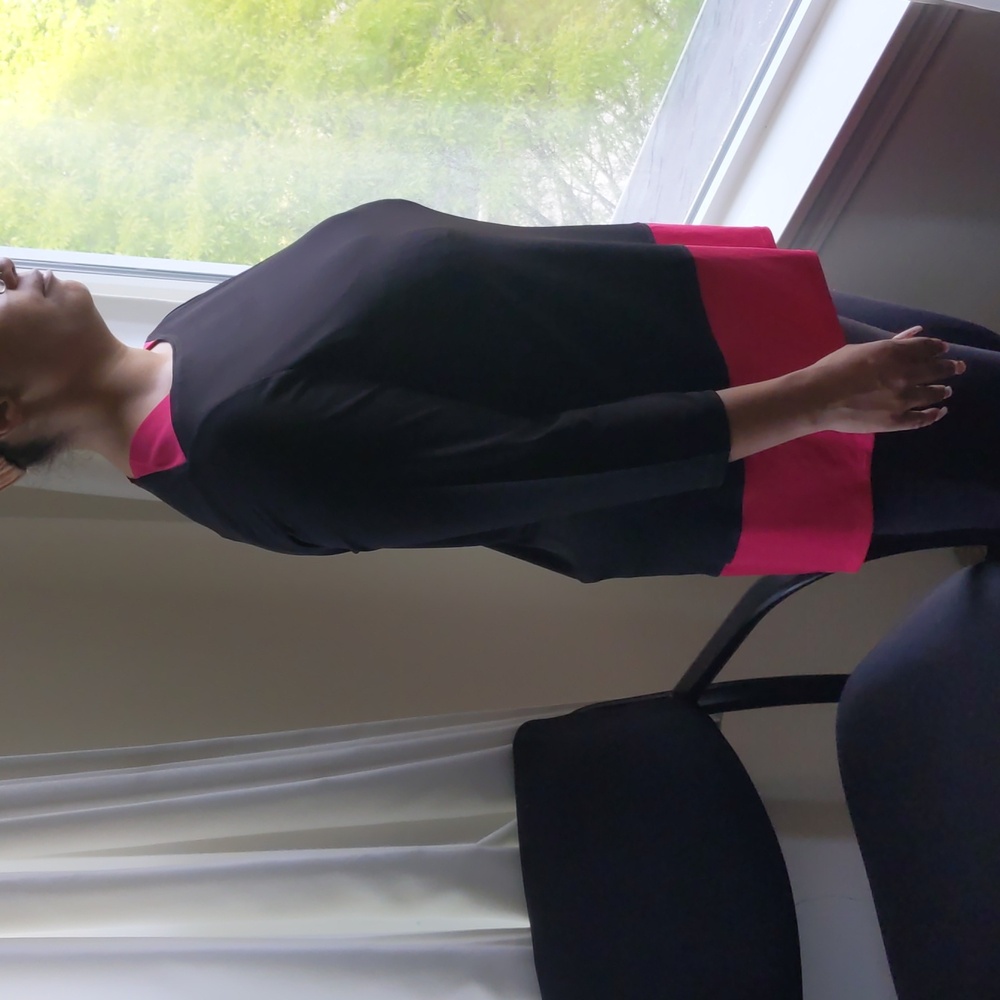 Colorblock Tunic - Picture 12 of 12